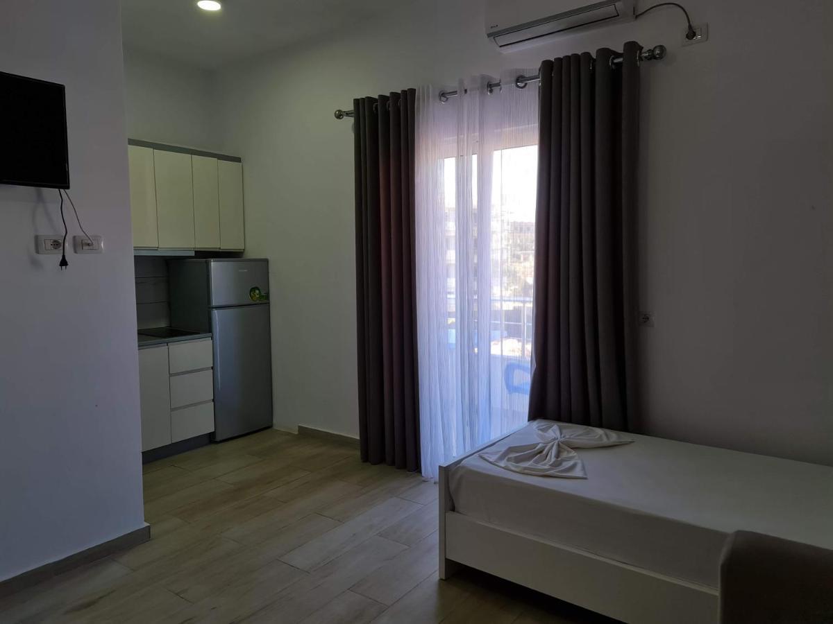 Summer Time Hotel Εξαμίλιο Εξωτερικό φωτογραφία