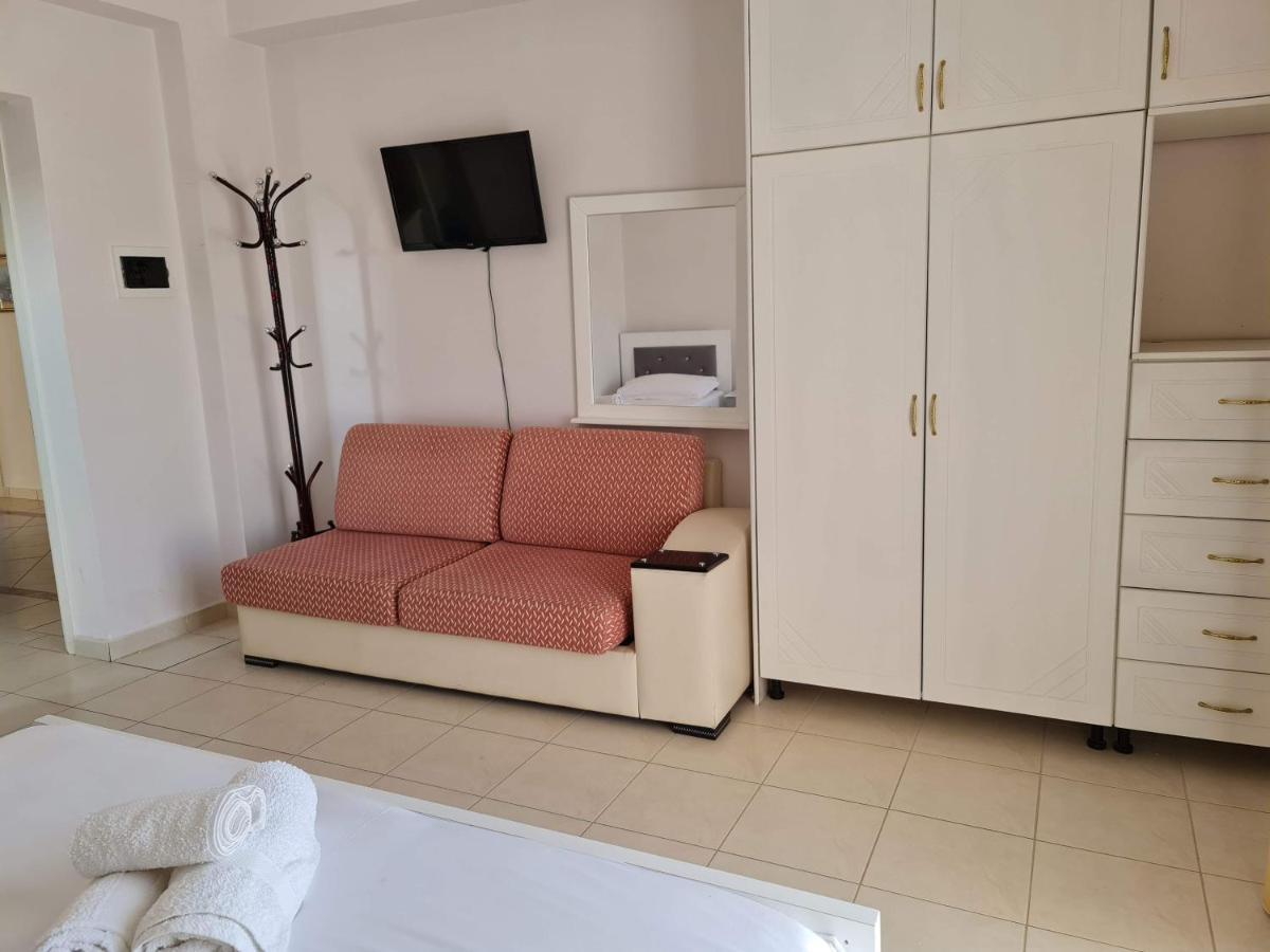 Summer Time Hotel Εξαμίλιο Εξωτερικό φωτογραφία
