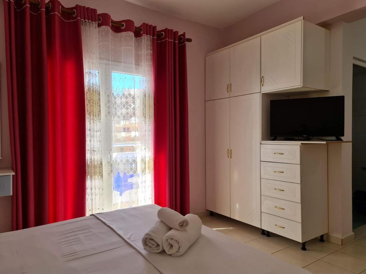 Summer Time Hotel Εξαμίλιο Εξωτερικό φωτογραφία