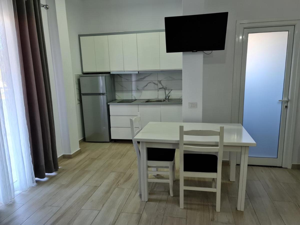 Summer Time Hotel Εξαμίλιο Εξωτερικό φωτογραφία