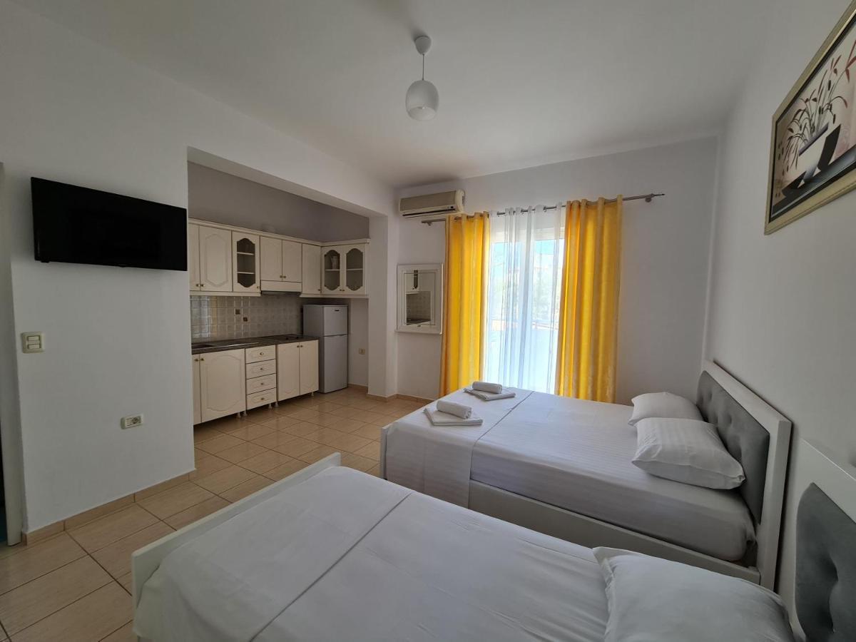 Summer Time Hotel Εξαμίλιο Εξωτερικό φωτογραφία
