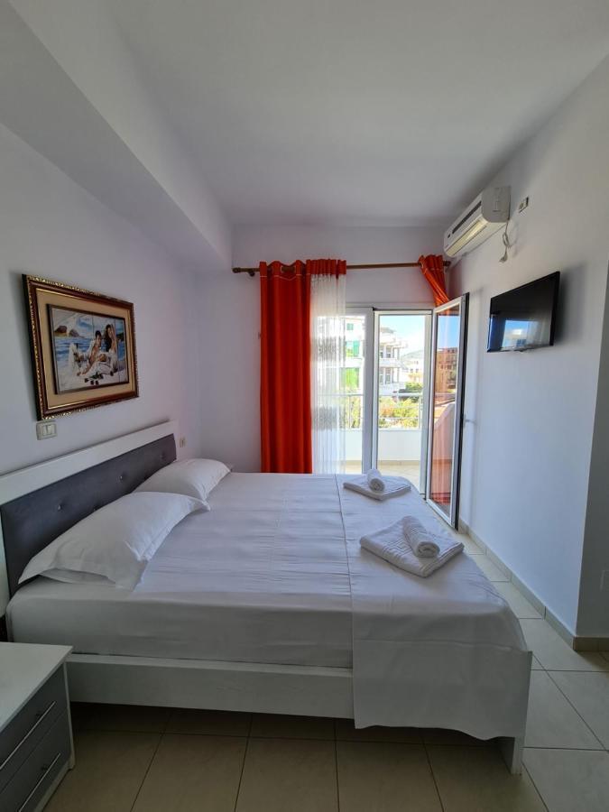 Summer Time Hotel Εξαμίλιο Εξωτερικό φωτογραφία