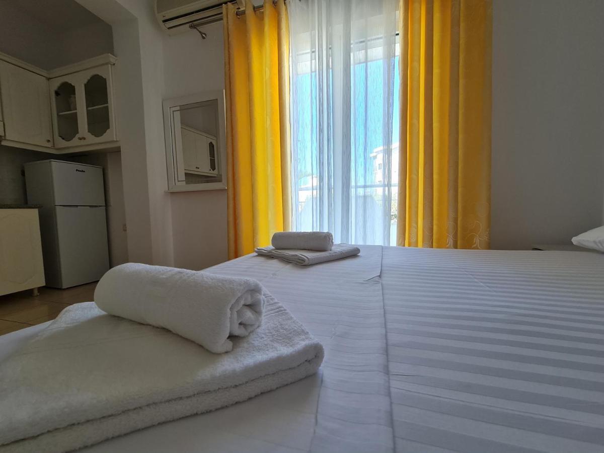 Summer Time Hotel Εξαμίλιο Εξωτερικό φωτογραφία